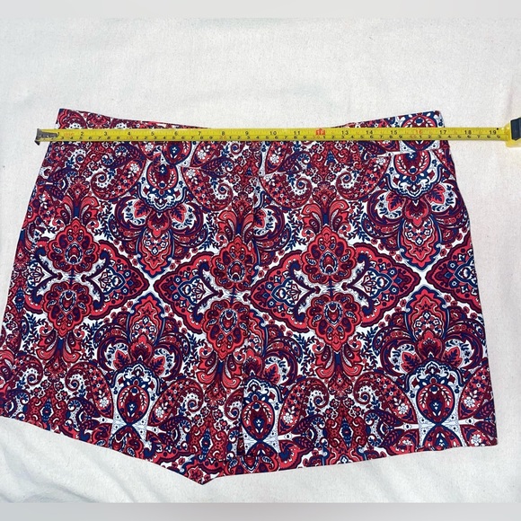 SAINT TROPEZ WEST SHORT REGULAR SIZE 10 FLORAL PRINT EXCELLENT CONDITIONS 10/10 - Picture 8 of 10